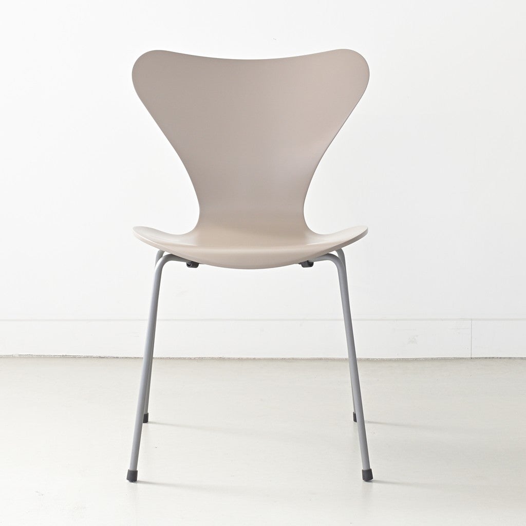 FRITZ HANSEN（フリッツハンセン）/SERIES 7（セブンチェア