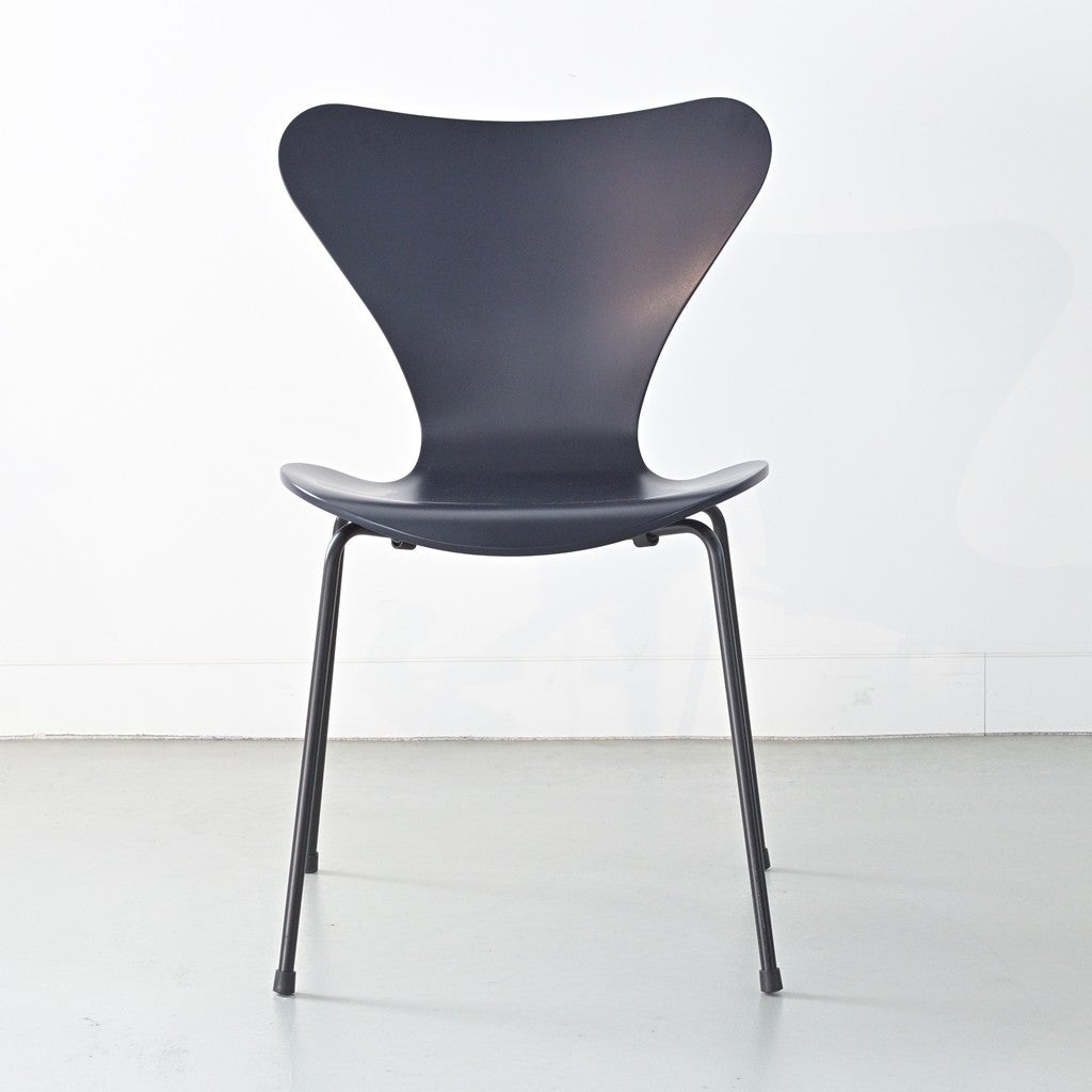 フリッツハンセンセブンチェア FRITZ HANSEN（フリッツ・ハンセン）SERIES 7（セブンチェア