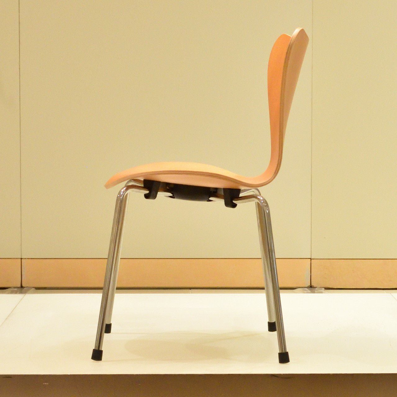 店頭在庫品】FRITZ HANSEN（フリッツハンセン）/セブンチェア/子供用