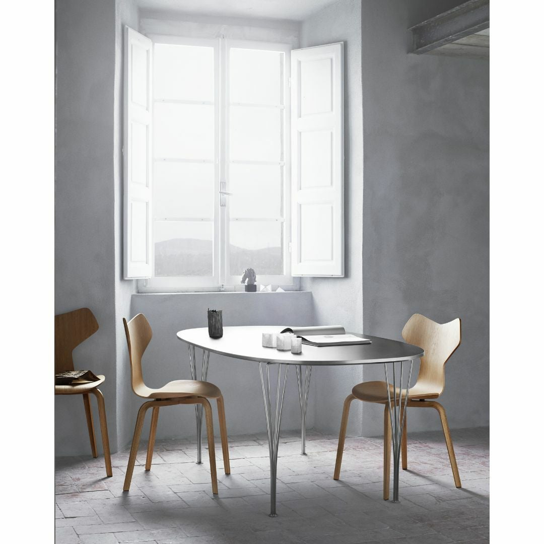 FRITZ HANSEN（フリッツハンセン）/Superellipse(スーパー楕円テーブル